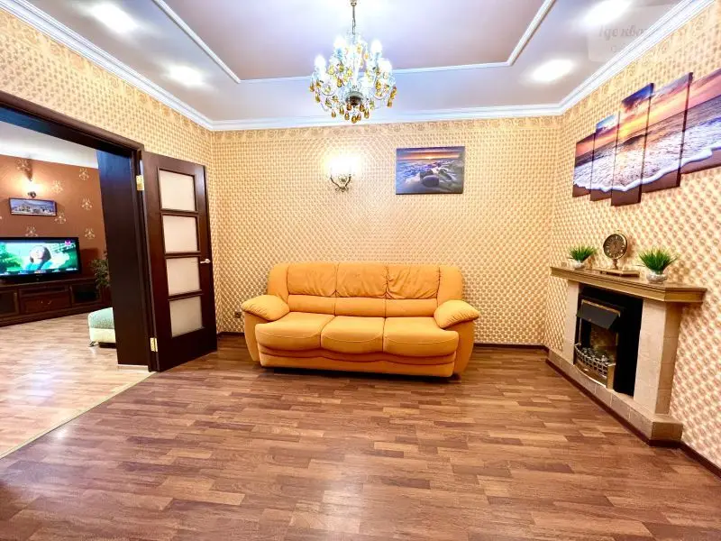 Садовая улица, 335
