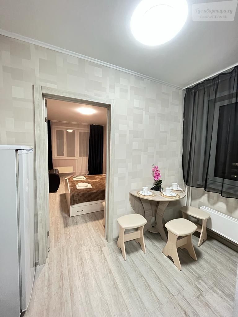 улица Карамзина, 8