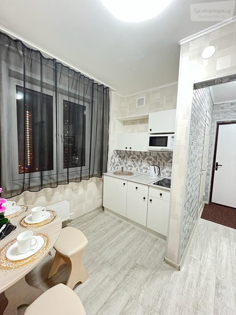 улица Карамзина, 8