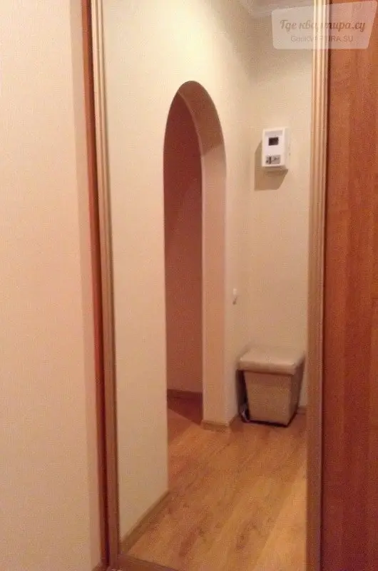 улица Иосифа Каролинского, 9