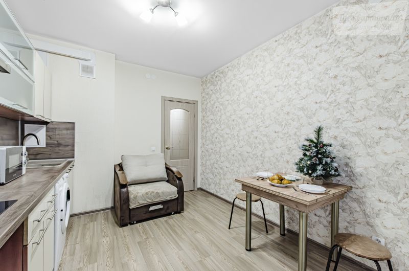 улица Рауиса Гареева, 102к2