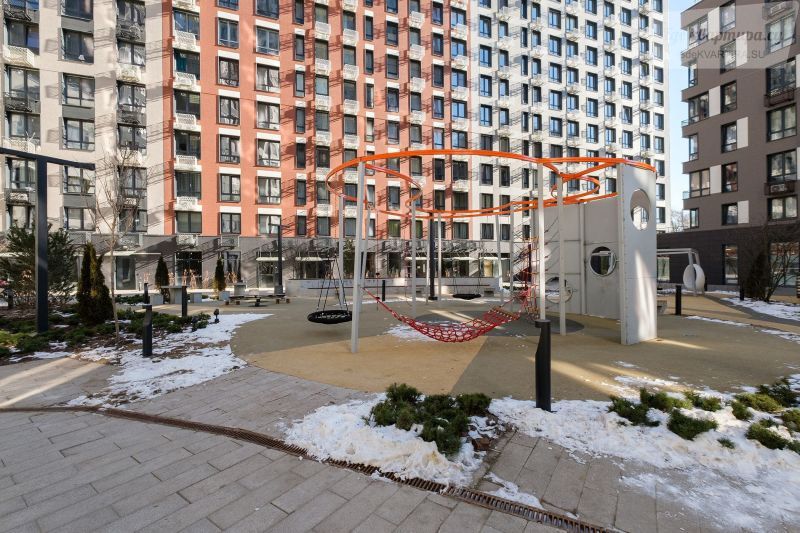 улица Лётчика Осканова, 6