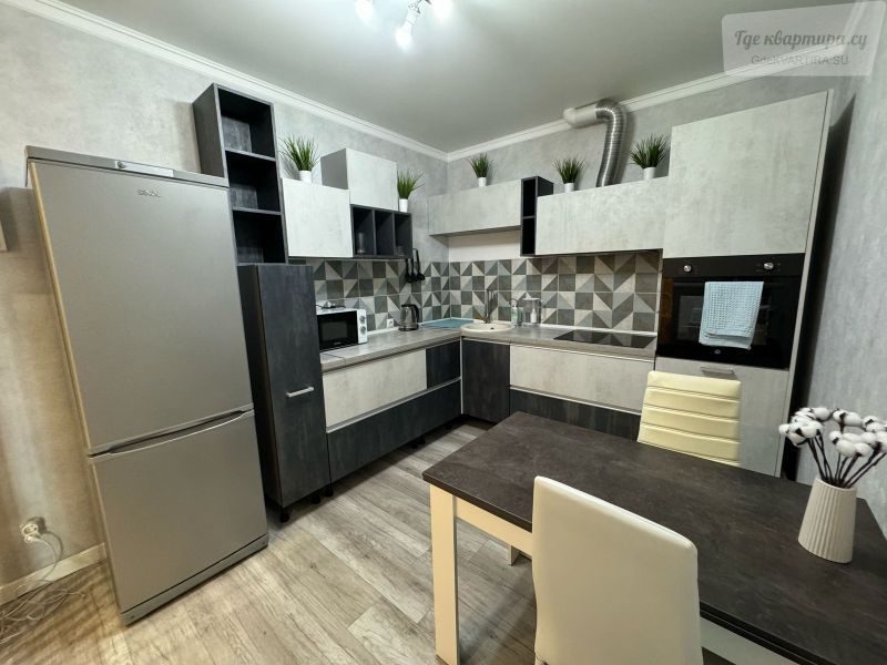улица Адоратского, 1Б