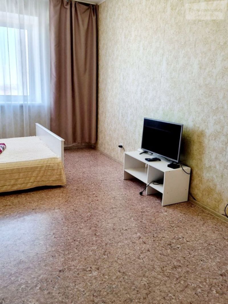 Осетинская улица, 7