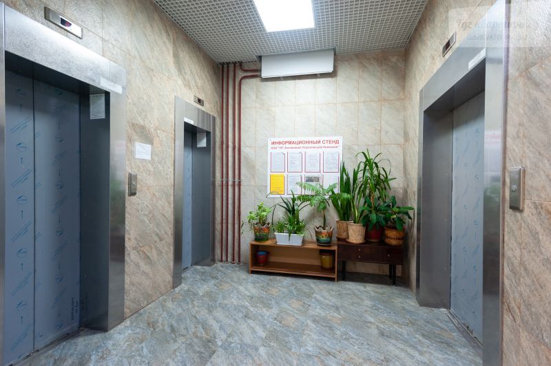 Съездовская улица, 9