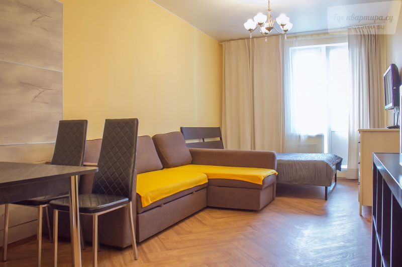проспект Королёва, 7