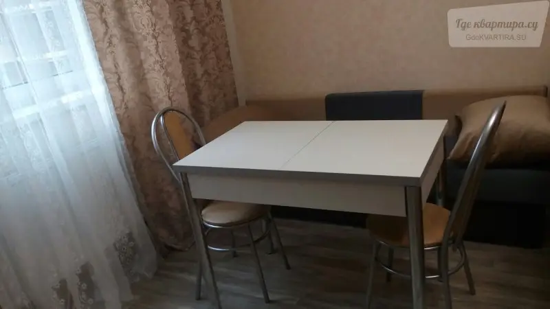 улица Мелик-Карамова, 4