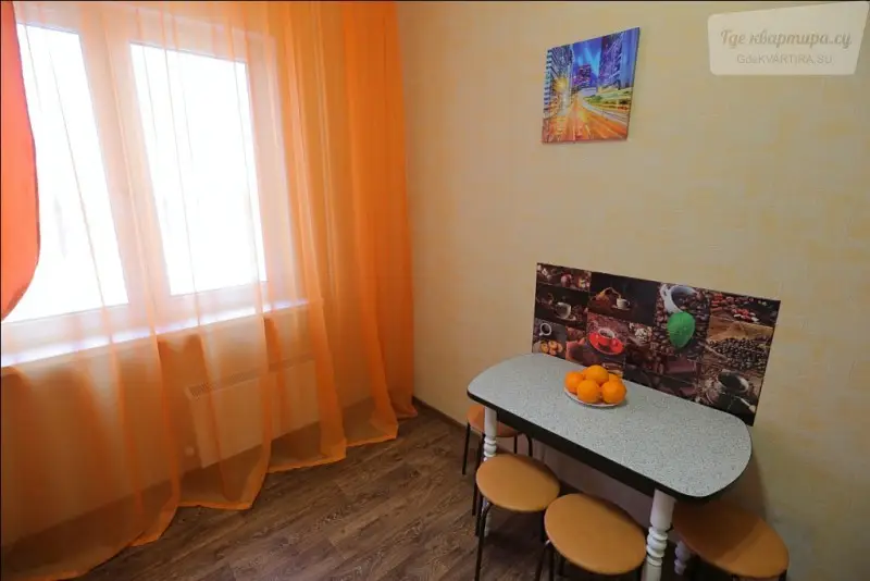 улица Крылова, 32