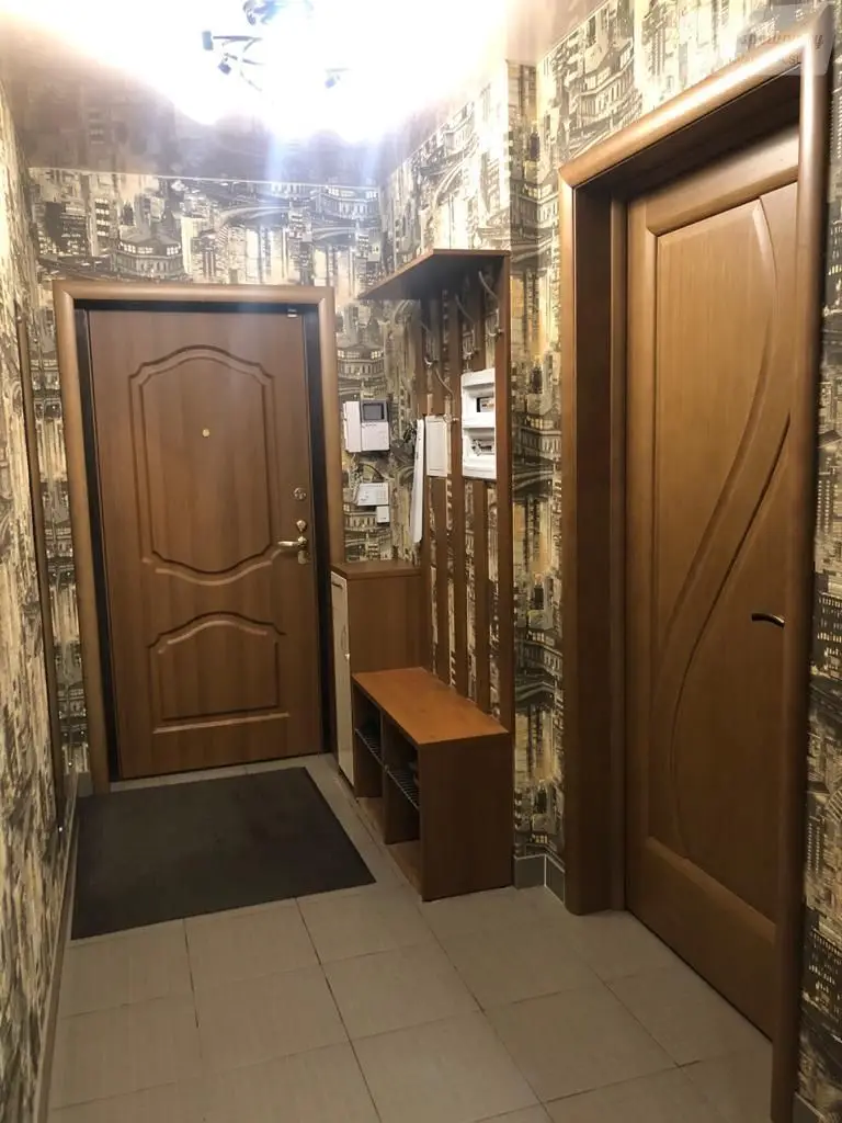 Главная улица, 6